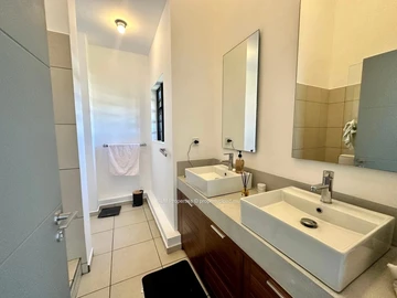 3 Bedroom Townhouse, Duplex