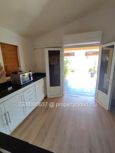 Villa à Vendre – Les Multipliants, Petite Rivière Noire