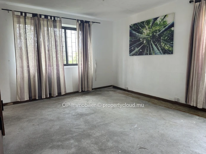Maison de 3 chambres à vendre à Curepipe avec jardin