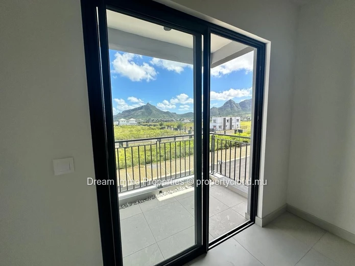 Appartement moderne d’une chambre avec vue montagne dégagée à L’Avenir, Moka – Ile Maurice