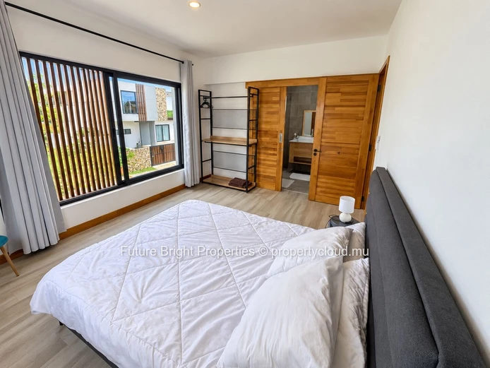 Maison contemporaine — Design, confort & potentiel locatif