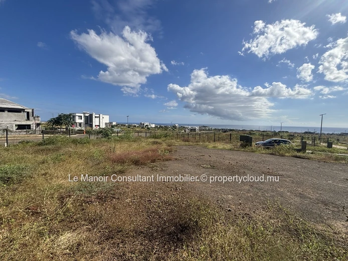 559m² Land for Sale in Flic en Flac Smart City, accessible to foreigners