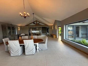4 Bedroom Villa