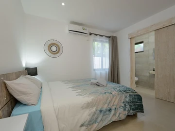 4 Bedroom Villa