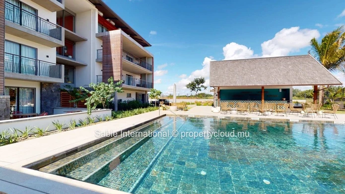 Luxury RES Apartment with Communal Pool in Prime Grand Baie Location! 2 Beds, Balcony, Indoor Spa, Close to Amenities.