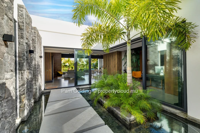 Vivez l’élégance tropicale : villa 4 chambres à Azuri Ocean & Golf Village
