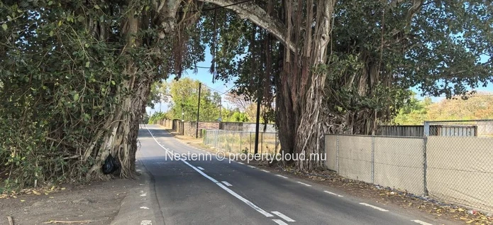 Prime Corner Plot of 1,055 m² for Sale Next to Intermart Calodyne