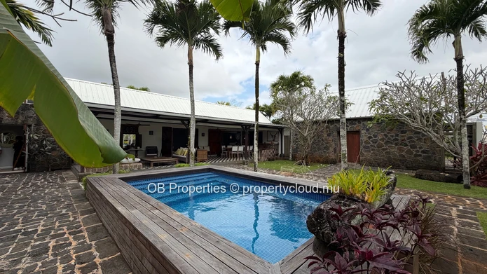 Prestigious 5-Bedroom Villa for Rent in Forêt Daruty