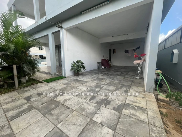 Appartement 3 ch 150 m² avec piscine à Pointe-aux-Piments