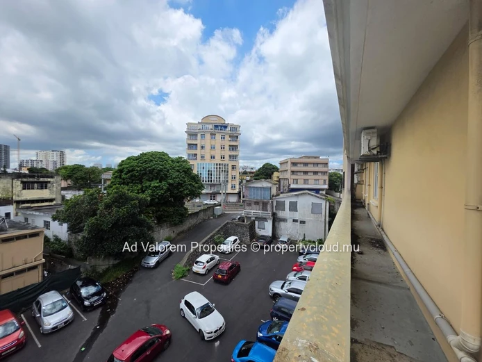 Office for sale in Quatre Bornes