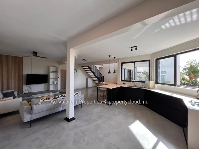 A Vendre - Villa dans un gated community sécurisé à Albion