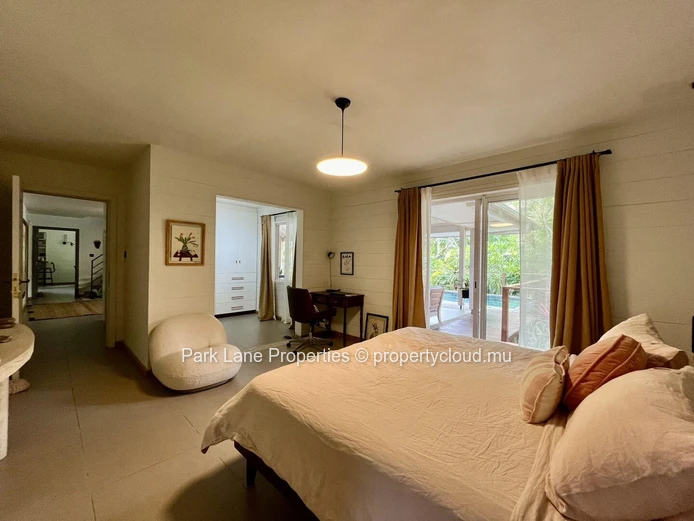 Chic Sanctuary: Tastefully Renovated, Semi-Furnished Family Home