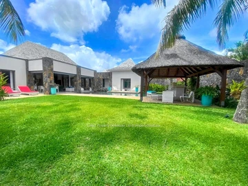 4 Bedroom Villa