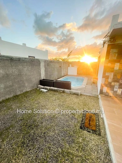 Charming Single-Story Villa