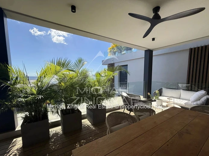Luxury Penthouse with Sea Views – Pointe aux Canonniers