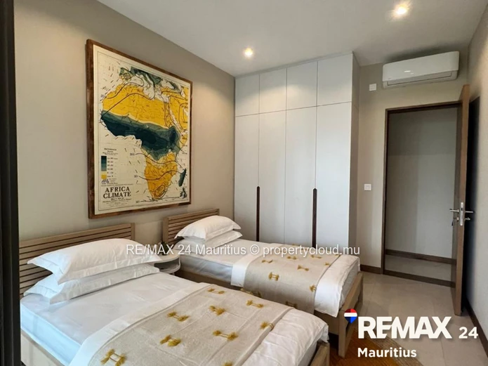 3 Bedroom Apartment At Le Savoy Apartments