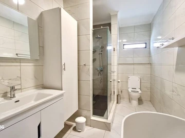4 Bedroom Apartment