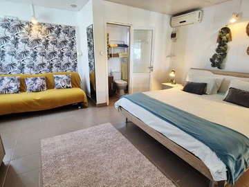 7 Bedroom Villa