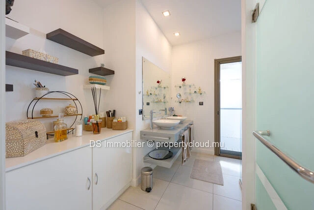 For Sale – 4-Bedroom Villa – Grand Baie, North – Accessible To Foreigners