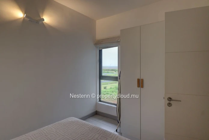 Modern 2-bedroom apartment in Moka , fully equipped kitchen, air conditioning, and close to amenities.