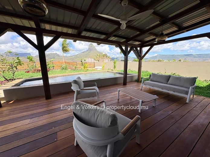 FOR RENT - Modern Newly Built 3-Bedroom House in Tamarin