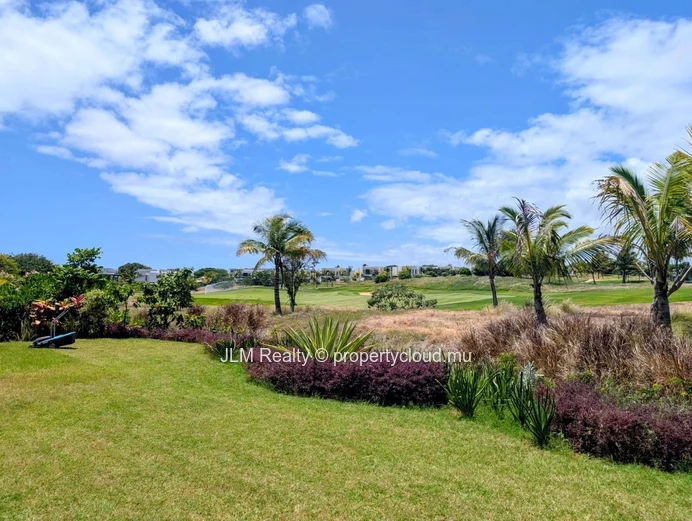 Contemporary Golf-View Villa for Sale in Haute Rive, Mauritius