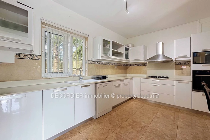 House for Sale – Calodyne
