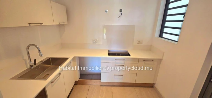 This stunning unfurnished beachfront villa of 300 m² nestled within an intimate and secure residence