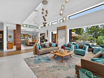4 Bedroom Villa