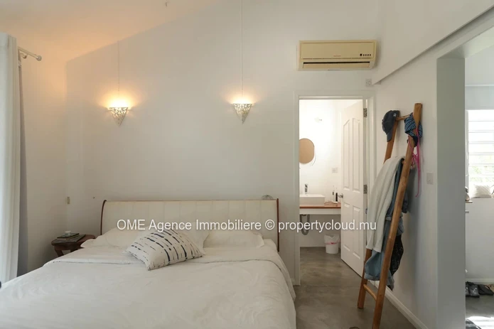 Family 4-Bedroom House with Swimming Pool | Tamarin