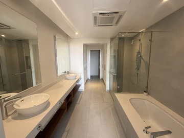 Townhouse, Duplex de 3 Chambres