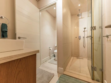 3 Bedroom Townhouse, Duplex