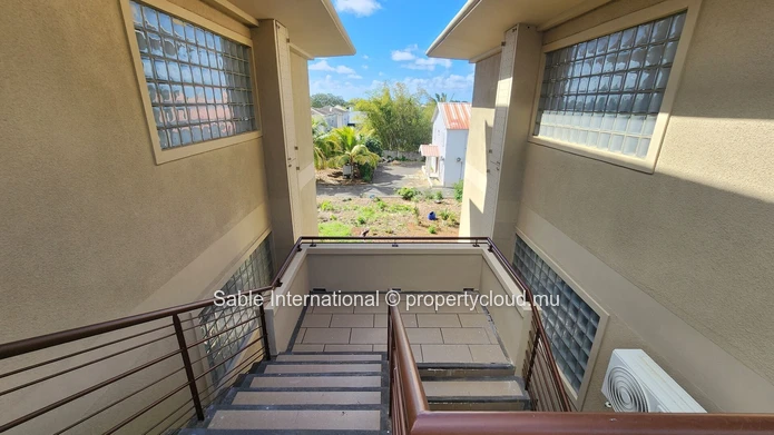 3 bedroom Penthouse with rooftop and great views.