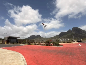 Commercial Land