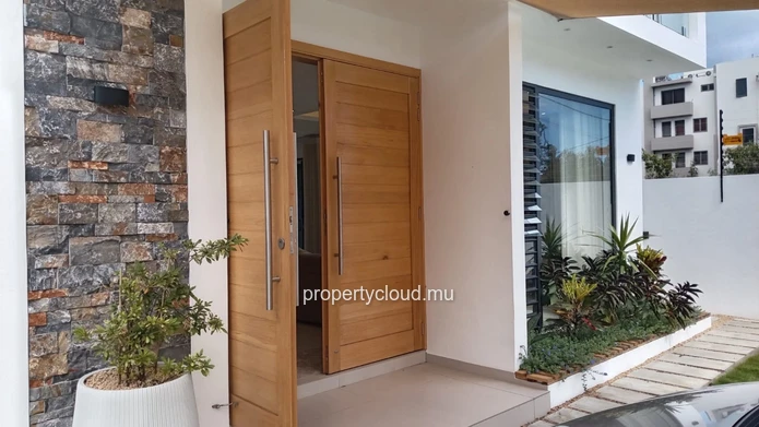 Luxury new villa for rent – Grand Baie, Mauritius