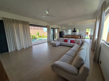 4 Bedroom Villa
