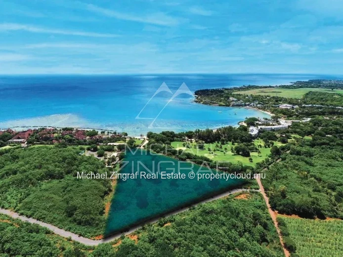 3-Bedroom Luxury Villa in Balaclava – Elegance and Serenity Just Steps from the Sea