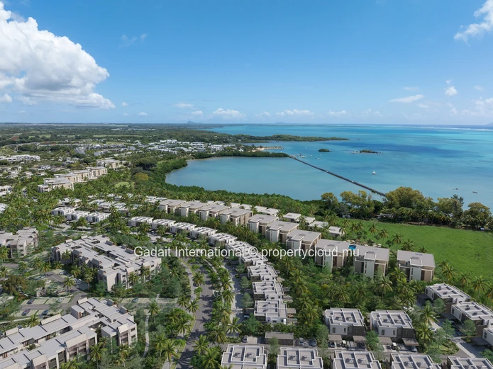 Ophélys à Azuri – Townhouse 4 chambres avec prestations complètes