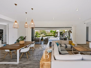 5 Bedroom Villa