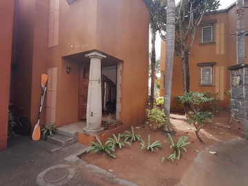 2 Bedroom Townhouse, Duplex