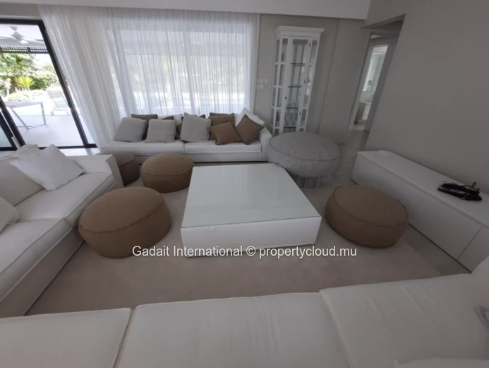 Villa de Luxe à Anahita : Location avec Vue Imprenable sur le Golf