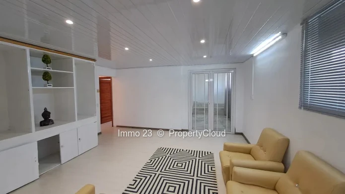 Maison / Villa - 3 chambres - Quatre Bornes - Ref. MA76471VE
