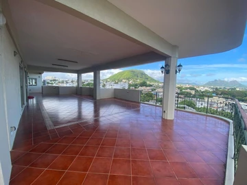 4 Bedroom Apartment