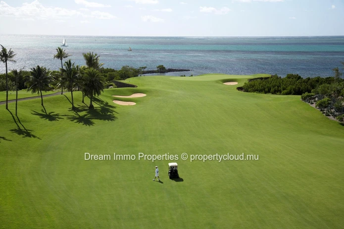 Gol View - 3 Br Semi-Detached Villa On The Golf In The Anahita Resort