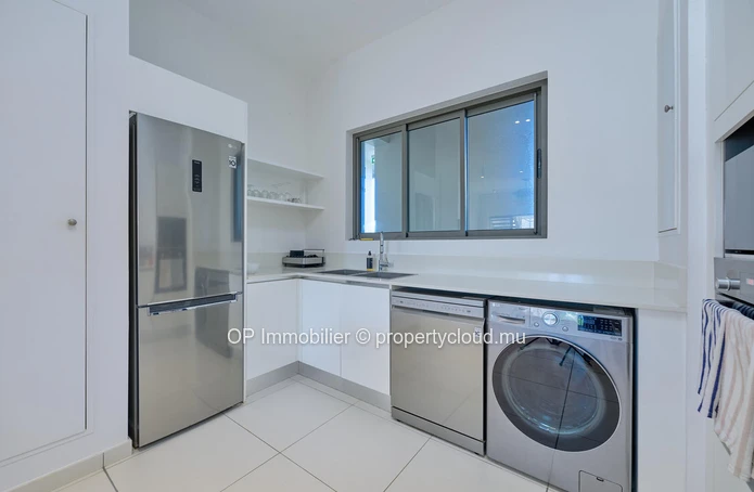 Penthouse PDS 2 chambres avec piscine privée à vendre à Péreybère