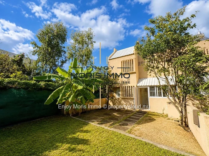 Maison duplex 3ch avec jardin et  Piscine commune –  Cap Malheureux