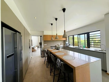 4 Bedroom Villa
