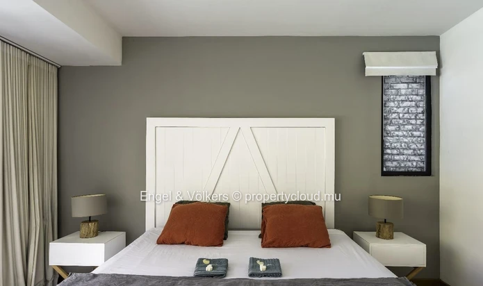 FOR SALE - Luxury 4-Bedroom En-Suite Villa in Black River