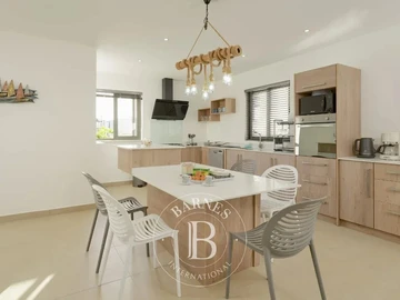 Appartement de 4 Chambres
