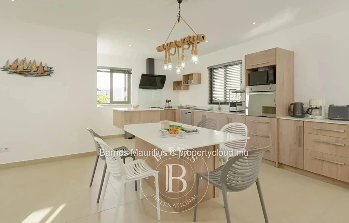 GRAND BAIE – Villa Moderne – 4 chambres